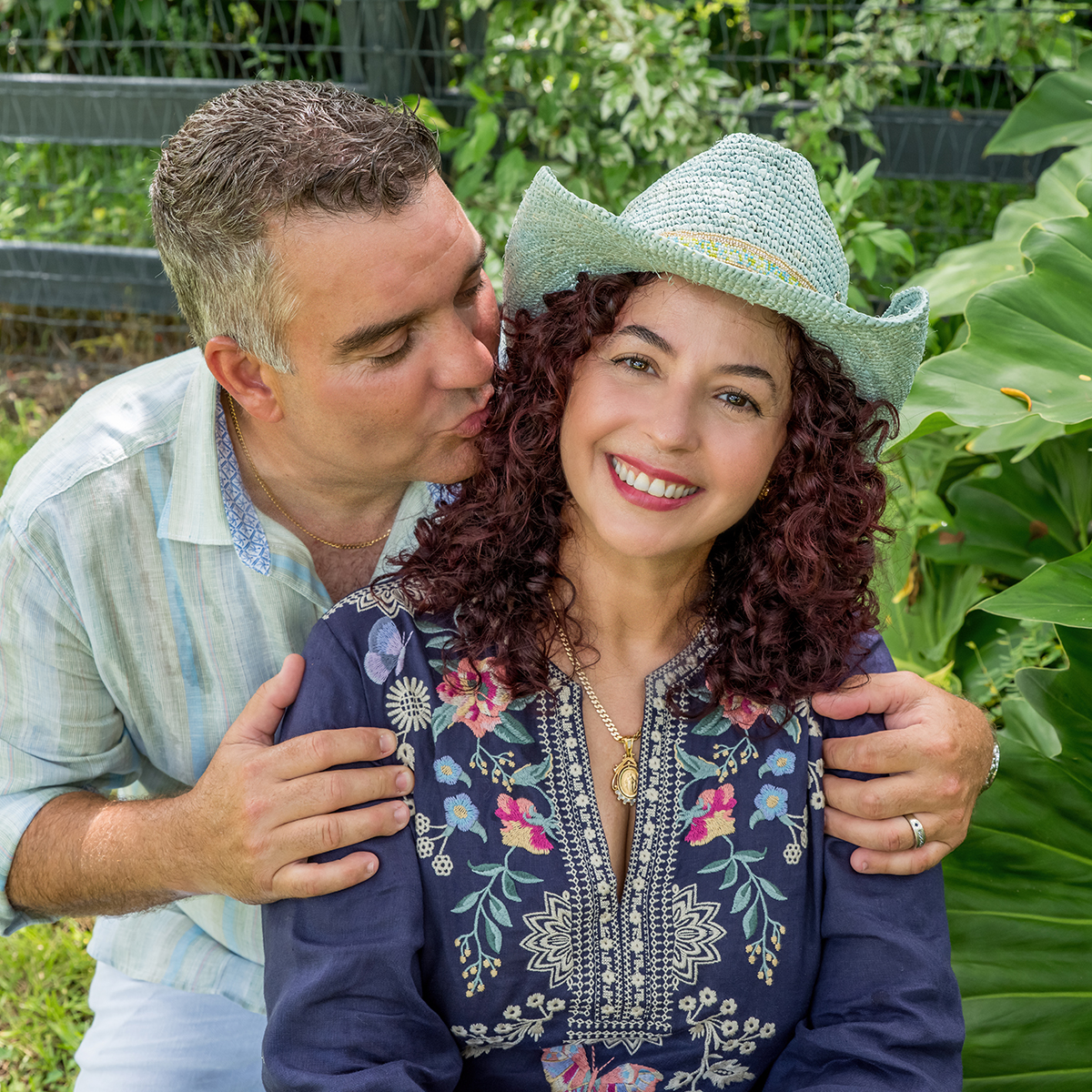 You are currently viewing 50th Birthday Portrait Photographer Miami | Celebrating Venus with an Elegant Milestone Portrait Session